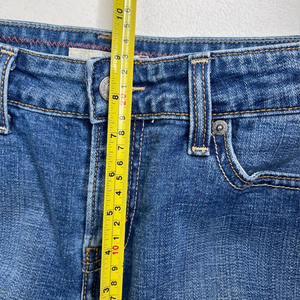 Levis 515 Capri Jeans Blue Denim Mid Rise Sewn Cuff Cotton Spandex Womens Size 4 - Picture 10 of 12